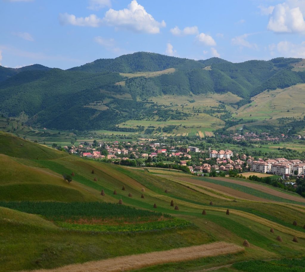Campanie de cadastrare sistematică în comuna Iara: cetățenii sunt chemați la identificarea terenurilor!