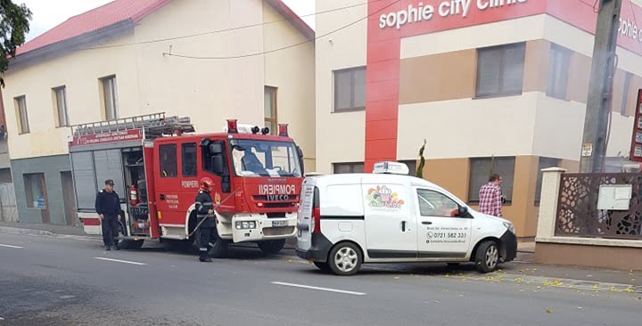 Incendiu stins la timp de pompierii brădeni