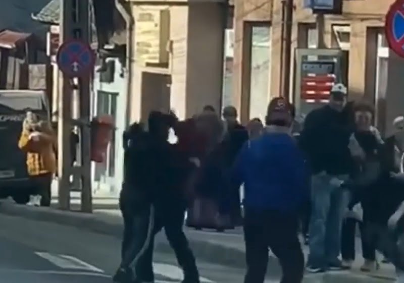 Bătaie între clanurile de romi, cu gabori și puradele, ca în filme, în Huedin!