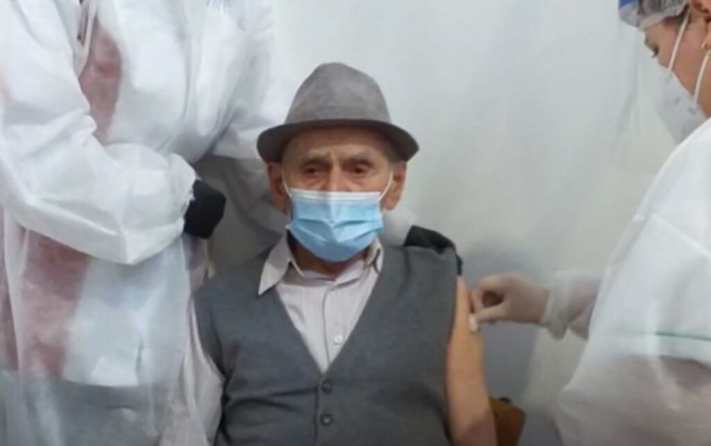 Un bărbat în vârstă de 70 de ani, din Apuseni, a fost adus diagnosticat pozitiv,  de coronavirus, la Spitalul Judeţean Alba Iulia