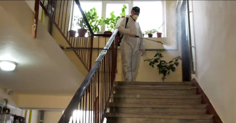 De marți, în Huedin se trece la un amplu program de dezinfecție. Mircea Moroșan: După dezinfecție o oră stați în casă!