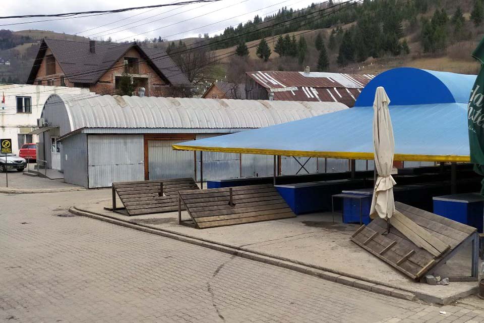 De miercuri, 15 aprilie, se va deschide Piața Agroalimentară din Câmpeni urmând ca programul de funcționare să fie specificat!