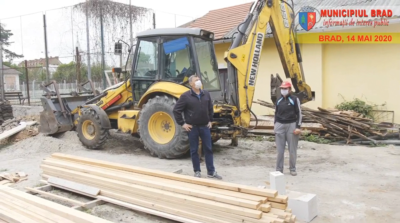 Florin Cazacu: Termenul de finalizare al cinematografului din Brad este în luna iulie!