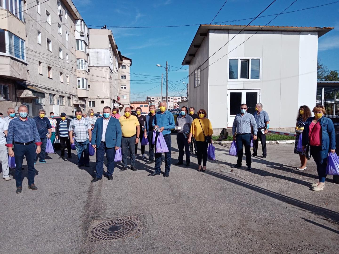 Spuma liberală de la Deva, în vizită electorală la Brad! Deputatul Lucian Heius și Adrian David sunt siguri de izbândă