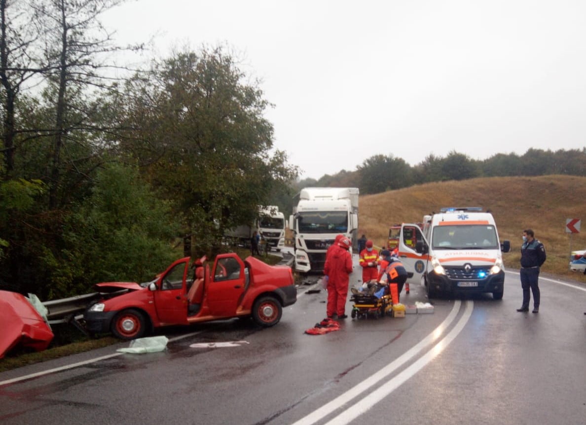 Accident grav, soldat cu un mort, pe DN1, în Bucea!