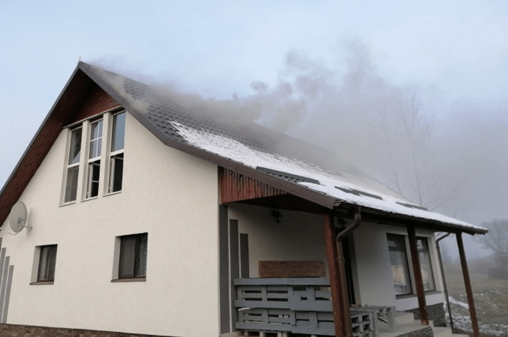Incendiu în Bologa provocat de un coş de fum neizolat corespunzător