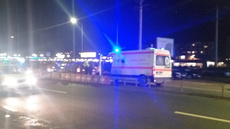 Un șofer din Beliș, de 37 de ani, a fost rănit într-un accident în Florești: A fost transportat de urgență la un spital!