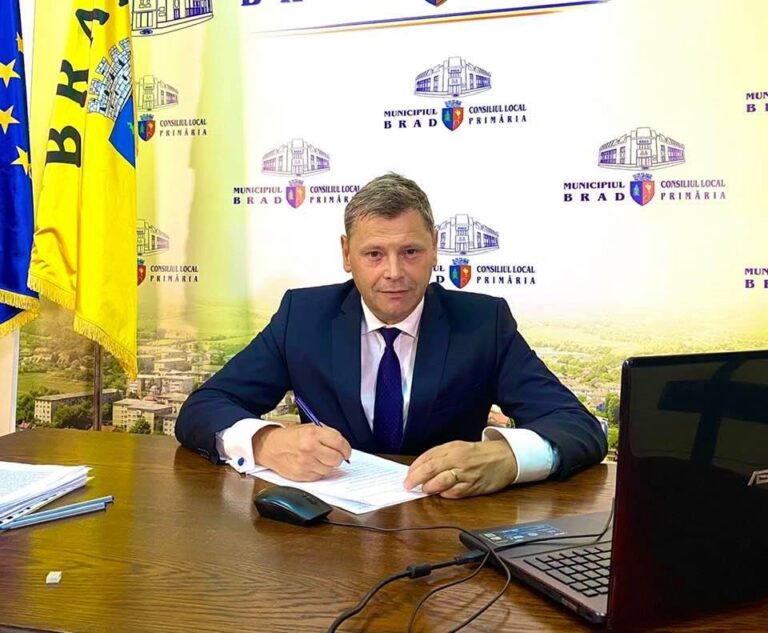 Florin Cazacu despre incidentul de miercuri: Nu girez și nu agreez circul promovat de foarte mult timp de acest personaj