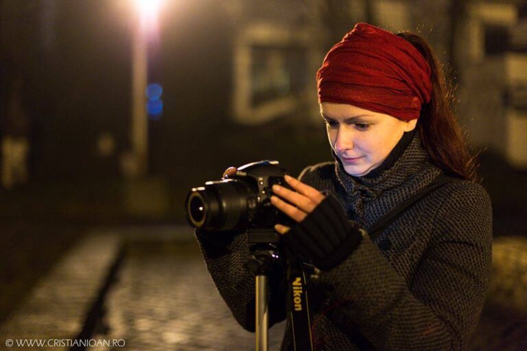 Timpul trece, aminitirile rămân, mai ales cele din copilărie: Încurajează cu un LIKE un fotograf de familie talentat!