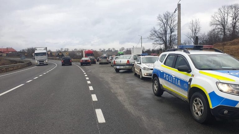 Acțiune rutieră în Huedin:  Au fost aplicate 33 de sancțiuni contravenționale!