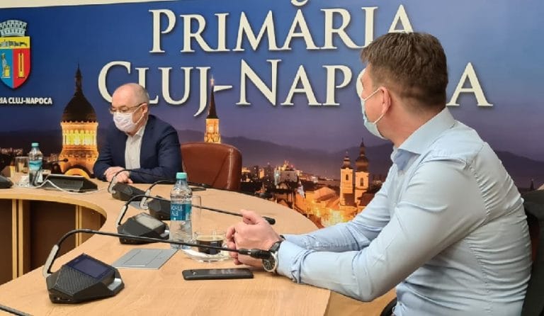 De la Cluj vine lumina în Țara Moților, în Abrud: Primarul și viceprimarul din Abrud l-au vizitat pe Emil Boc!