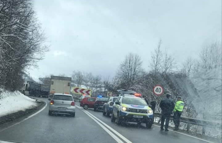 Accident pe DN1 E60 în Poieni!