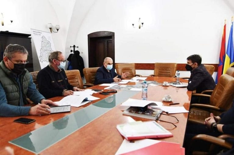 Ședință de lucru la Oradea, Ilie Bolojan – Ion Dumitrel, pe tema valorificării turismului din Apuseni