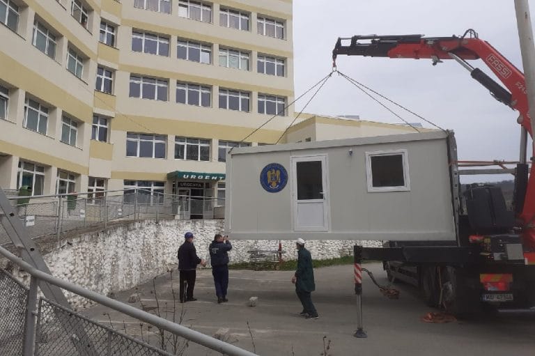 Două noi construcții ușoare modulare vor primi spitalul din Brad și Sanatoriul de Pneumoftiziologie din Brad