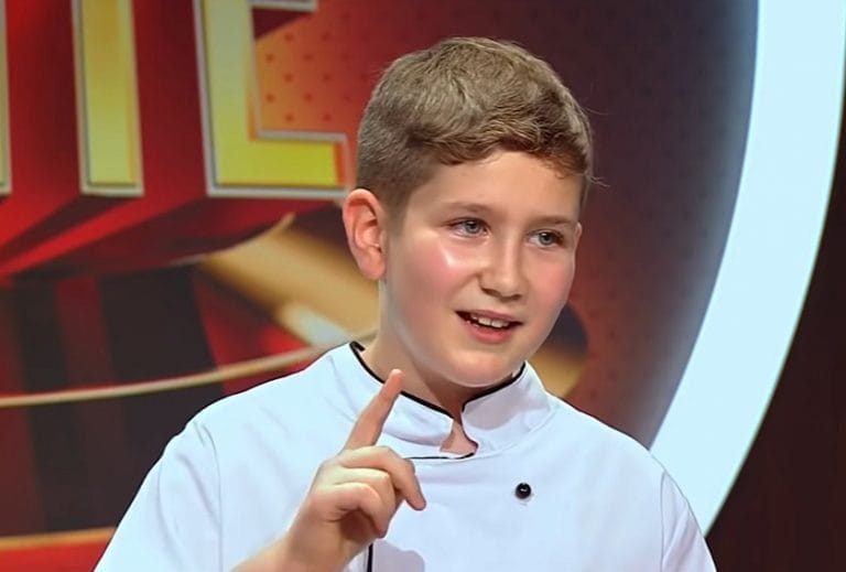 (VIDEO) Chef la vârsta de 10 ani! Cum a încântat România un elev din Brad?