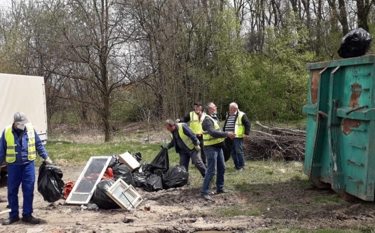 Au fost ecologizate două drumuri Gilău – Mărișel (zona Tarnița) și pe Gilău – Măguri-Răcătău!