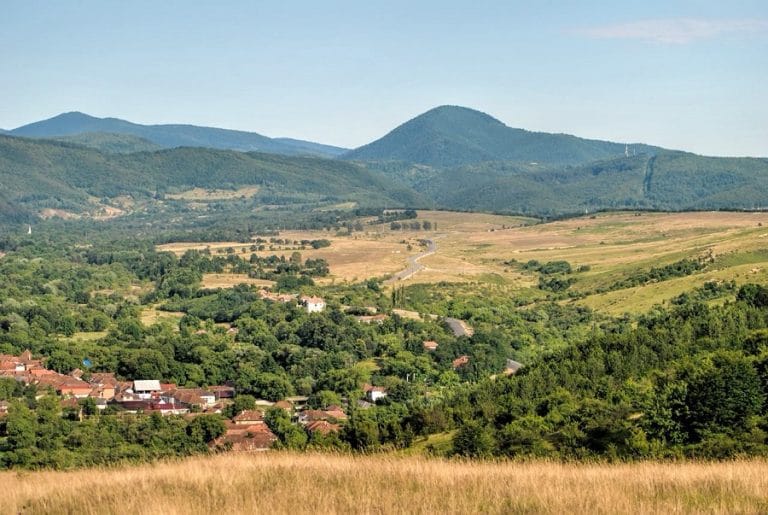 În Bihor în comuna Cărpinet activitățile HoReCa, culturale și de divertisment sunt interzise!