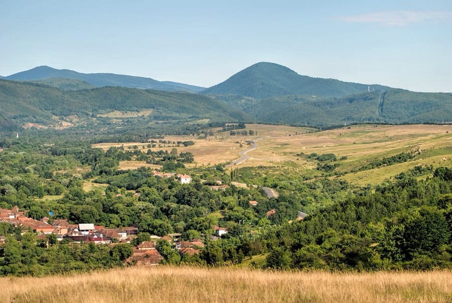 În Bihor în comuna Cărpinet activitățile HoReCa, culturale și de divertisment sunt interzise!