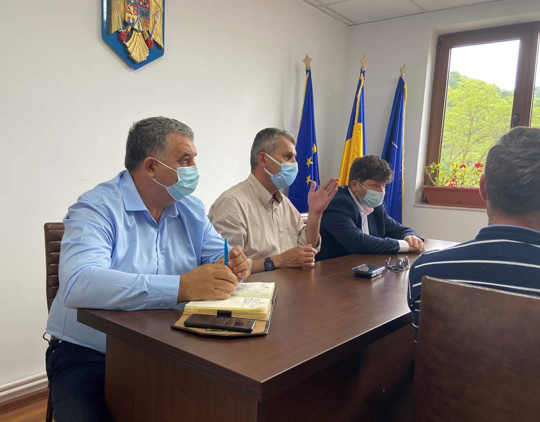 Informarea 445433 cu privire la barajul de la Mihaileni: Băieți, scoateți banii!