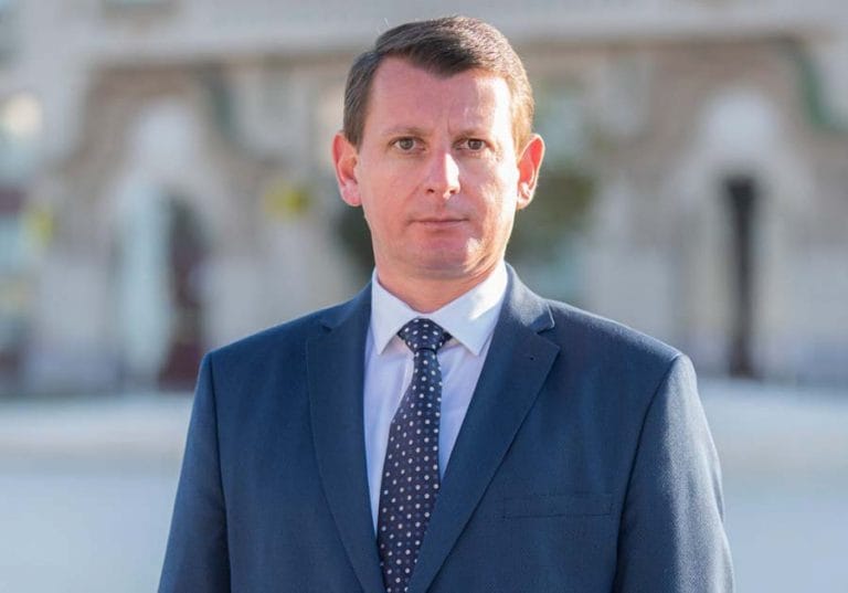 Kiss Janos, către ministrul transporturilor: Când se va relua transportul pe linia de cale ferată Ciumeghiu-Holod-Vaşcău?