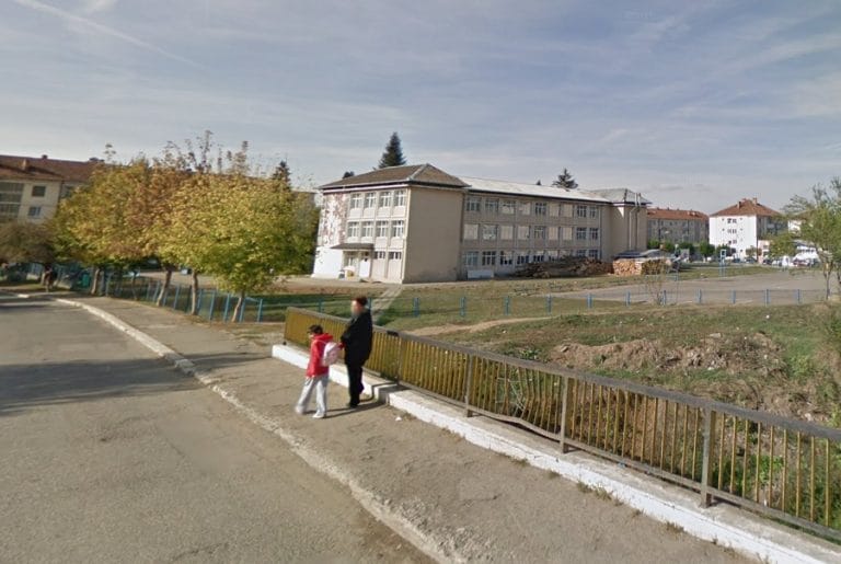 Se caută FOCHIST la Școala Gimnazială „Mircea Sântimbreanu” din Brad: Cum vă puteți angaja?