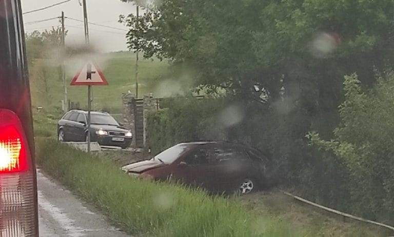 Accident pe DN1 E60 la ieșire din Gilău spre Huedin: Atenție se circulă foarte greu!