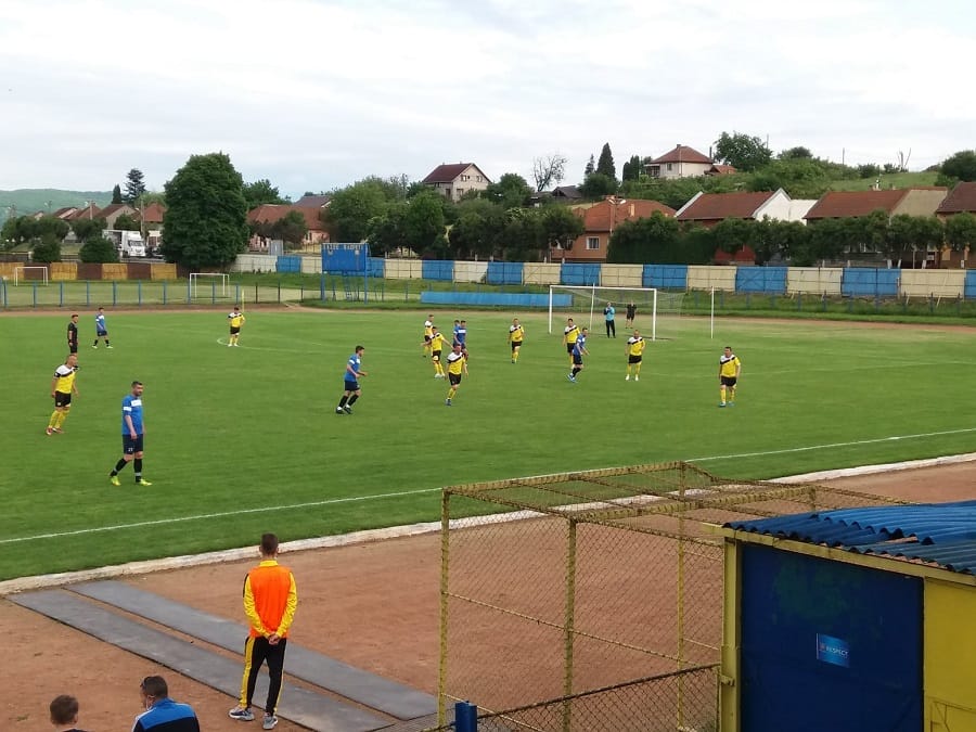 Aurul Brad a zdrobit Gloria Geoagiu și s-a calificat în finala Cupei Hunedoara!