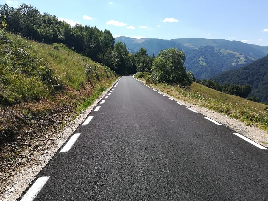 Consiliul Județean Cluj a încheiat două contracte de lucrări pentru întreținerea a două drumuri din Apuseni