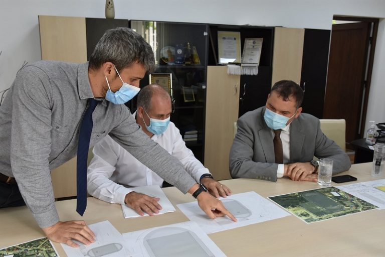 Construirea bazei sportive „Francisc Matei” din Beiuș a intrat în linie dreaptă!