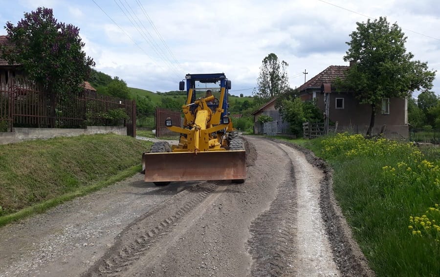 Consiliul Județean Cluj a demarat lucrări de întreținere pe DJ 103V Vlaha – Vălișoara: Se va așternere un covor asfaltic