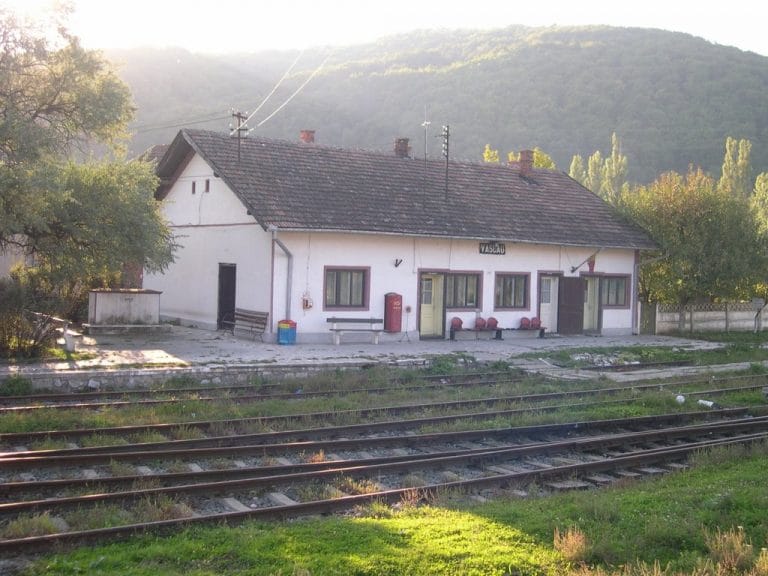 CNCF CFR SA cere agenților economici să susțină transportul feroviar din zona Ciumeghiu – Holod – Vașcău