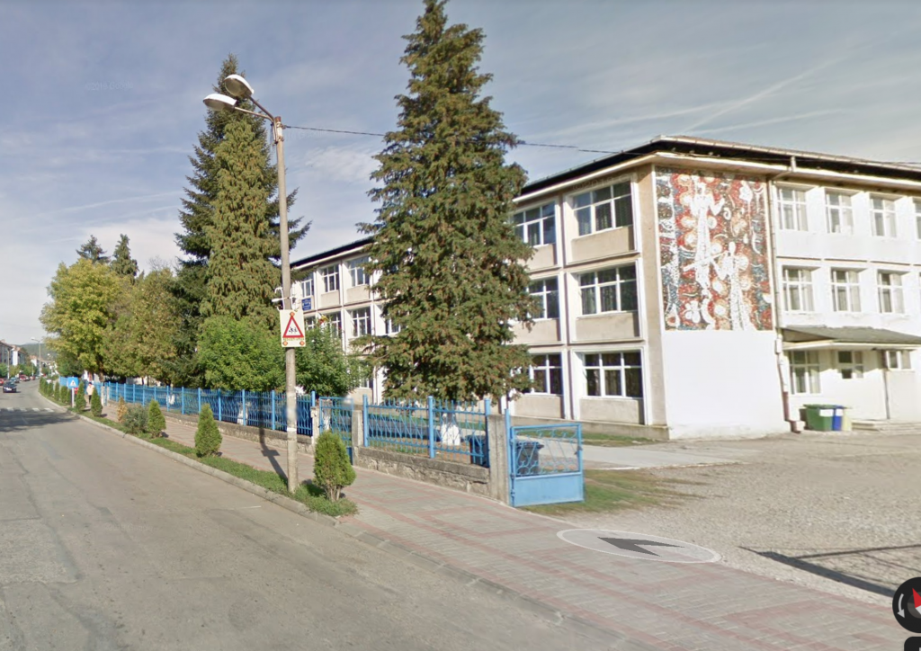 Niciun 10 la Evaluarea Națională 2021 în Hunedoara: Un elev de la Școala Gimnazială Mircea Sântimbreanu Brad a luat 9.95!