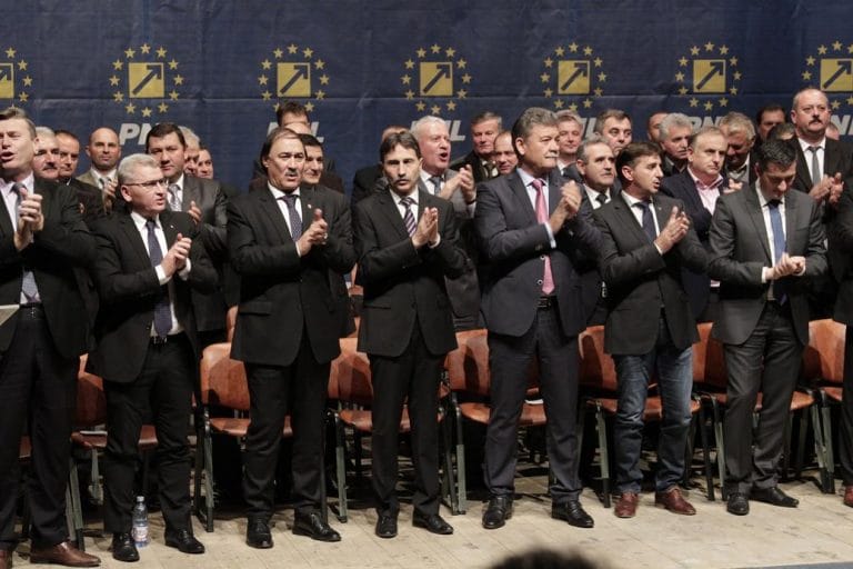 Se încinge bătaia Orban – Cîțu: Ion Dumitrel (tabăra Cîțu) și-ar fi depus candidatura la șefia PNL Alba