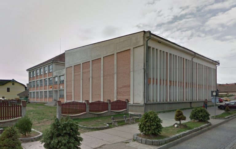 Școala Gimnaziala „Horea, Cloșca și Crișan“ din Brad a scos la concurs postul de SECRETAR