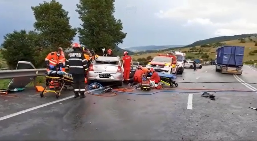 (VIDEO) Accident rutier soldat cu un MORT pe DN1 E60 Cluj-Napoca – Huedin în Păniceni!