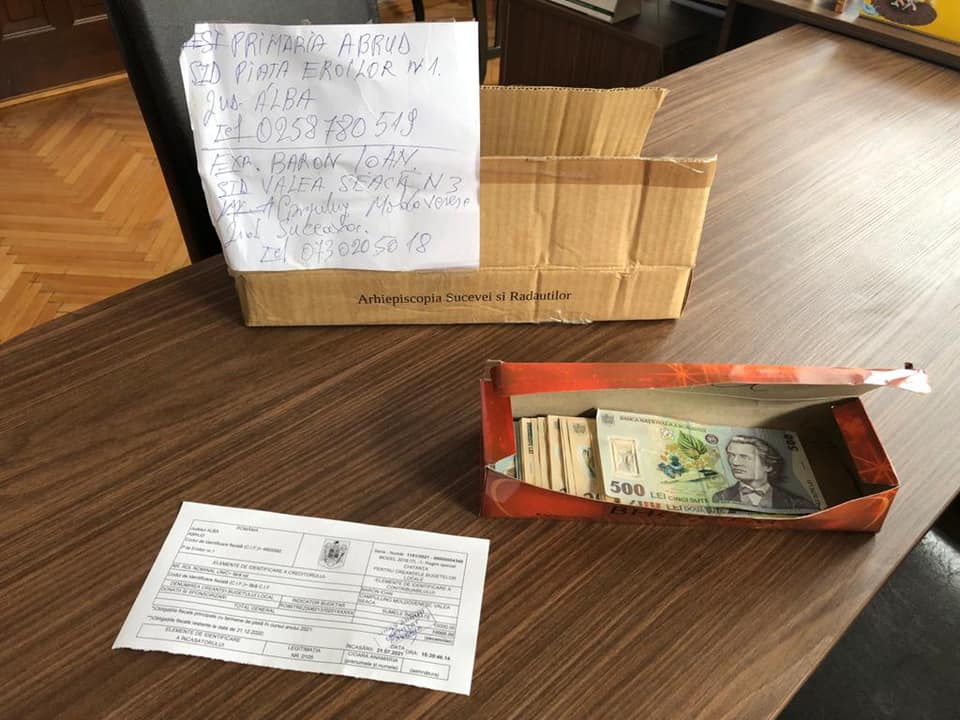 Un român cu inimă mare a donat 10.000 Lei pentru sinistrații din Abrud și din toată Țara Abrudului!