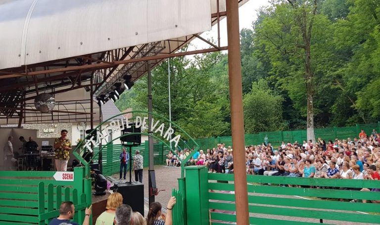 Programul stagiunii culturale la Teatrul de Vară Moneasa, iulie – august 2021