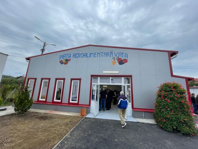 Noua Piață Agroalimentară din Vața de Jos a fost inaugurată: Spațiu excelent pentru agricultorii din Țara Zarandului!