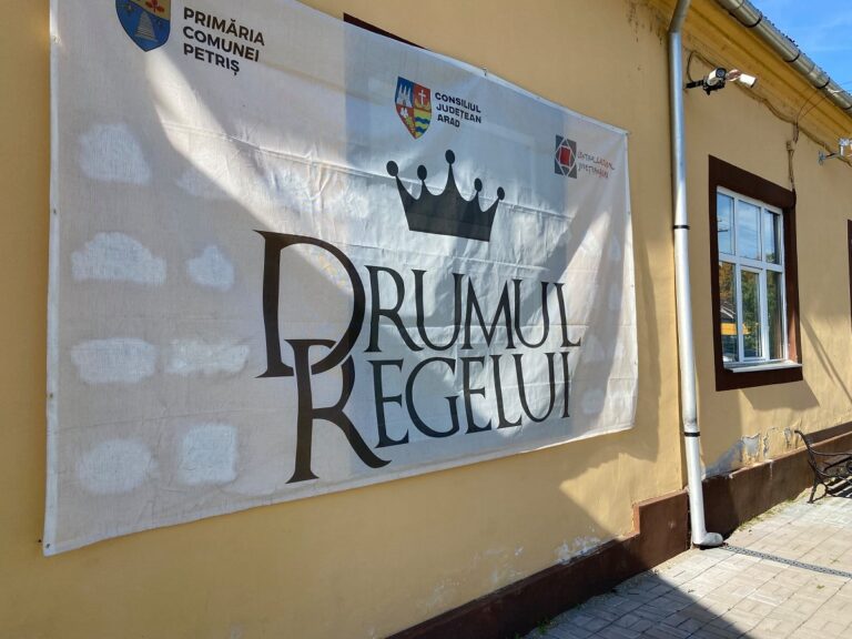 Prefectul Călin Marian a participat la întâlnirea organizată la Petriș cu privire la reabilitarea „Drumului Regelui”