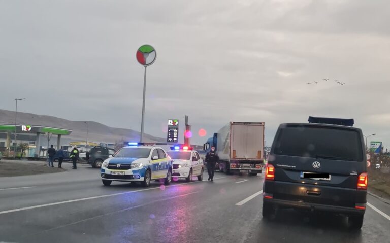 Accident pe DN1 E60 în Gilău: Un TIR a fost implicat