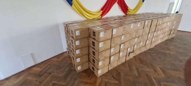 2.950 de tablete vor fi distribuite elevilor din Beiuș
