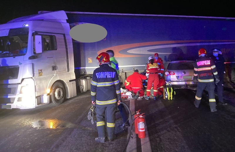 ACCIDENT mortal pe DN1 Sebeș – Sibiu  între un TIR și un autoturism: Un bărbat a murit