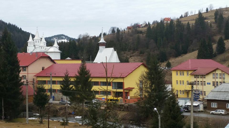 Liceul Tehnologic de Turism şi Alimentaţie din Arieşeni a scos la concurs două locuri de muncă