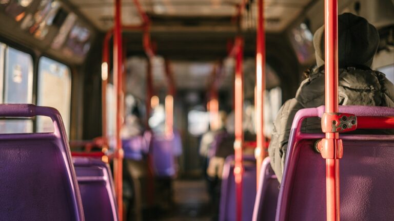 A fost lansată licitația pentru serviciul de transport public din județul Bihor