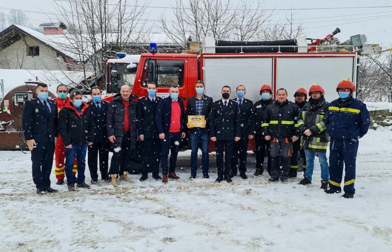 ISU Alba a mulțumit Serviciului Voluntar pentru Situații de Urgență Abrud pentru că a împiedicat producerea unui dezastru de proporții