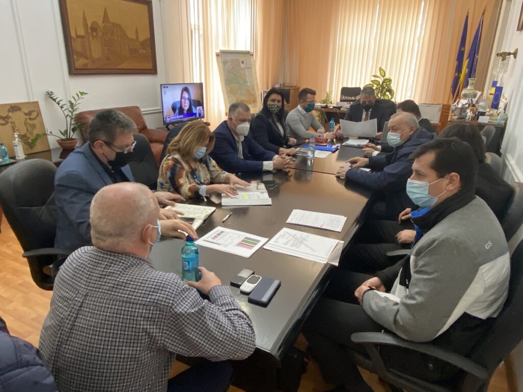 Soluționarea unor probleme de proprietate asupra terenurilor în Gurasada, în atenția prefectului Călin Marian