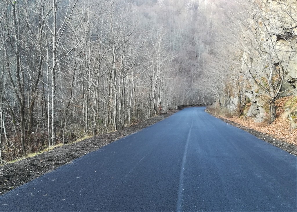 Restricții de trafic în intervalul 4-5 aprilie pe DJ 107P Gilău-Mărișel, pe un tronson – zona Tarnița