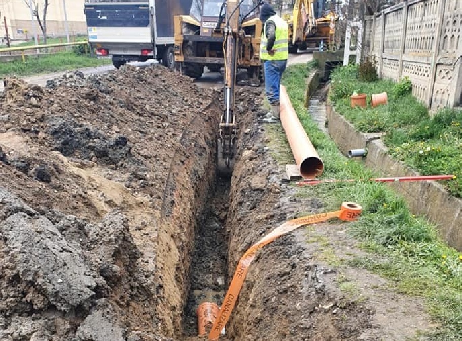 Se extinde rețeaua de canalizare în Aghireșu