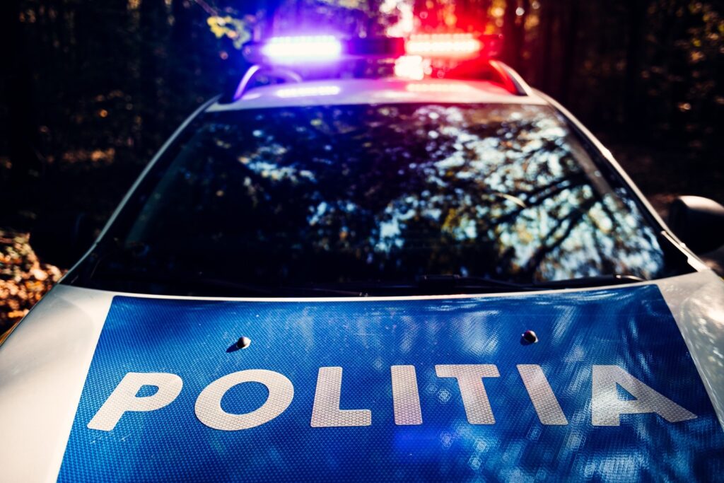 Urmărire ca-n filme în Zlatna: Un bărbat nu a oprit la îndemnul poliției și a fost urmărit prin oraș!