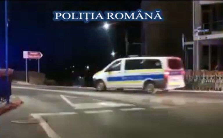 Percheziții la persoane bănuite de furturi de cabluri de telefonie și internet în Alba și Sibiu: Cinci persoane au fost reținute!